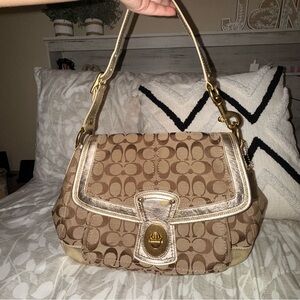 Vintage Coach Legacy Ali ✨